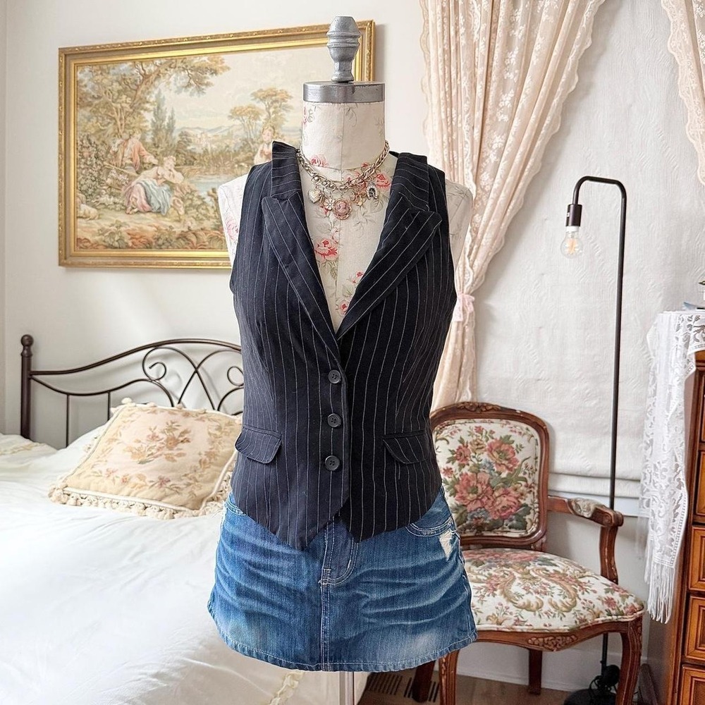 Y2K Notations size small black pinstripe tailored button front vest